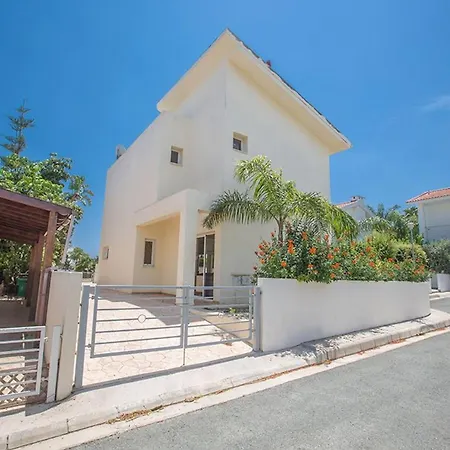 3 Bedrooms Private Pool Dafnis Morfi Close To Strip Villa Protaras