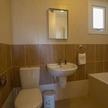 3 Bedrooms Private Pool Dafnis Morfi Close To Strip * Protaras